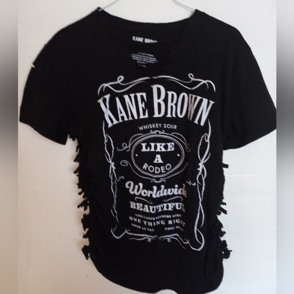 Kane Brown Size M Junior